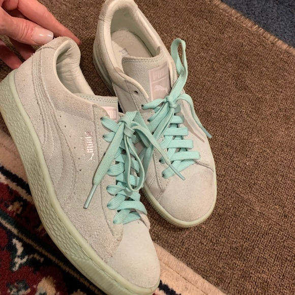 PUMA SUADE TEAL/size 7/GREAT COLOR - Picture 4 of 10